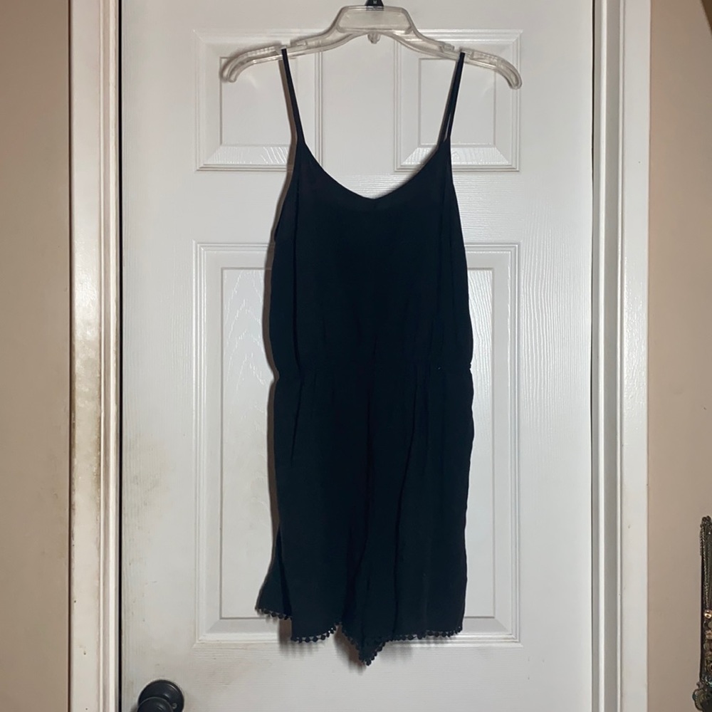 2/$15 - Minimalist black romper with POCKETS